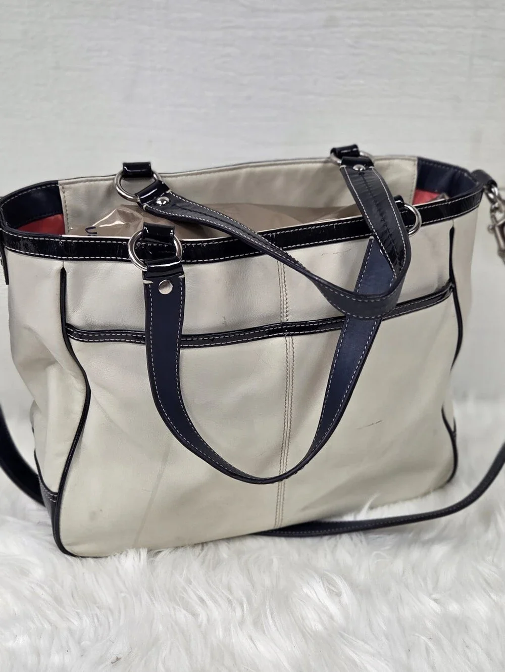 Coach Cream and Black Shoulder Bag